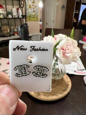 New Women's Crystal Logo Stud Earrings - Silver Tone